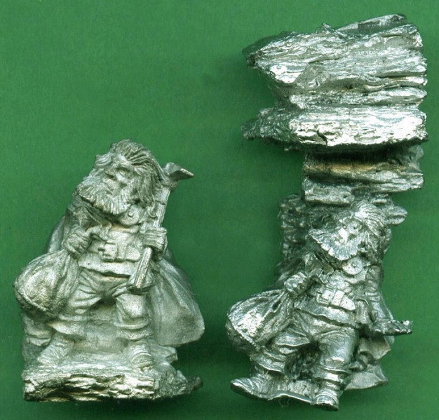 File:Digger.compare.jpg
