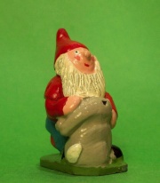 Ducal-Gnome-03.jpg
